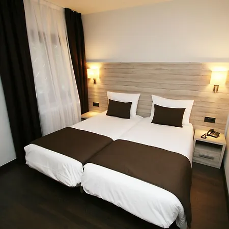Hotel Pyrenees