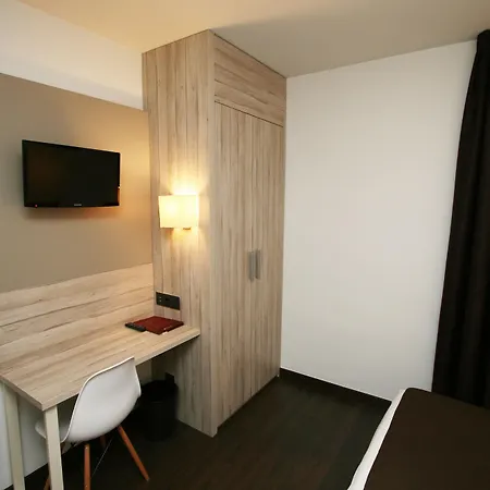 Hotel Pyrenees