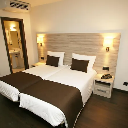 Pyrenees Hotel